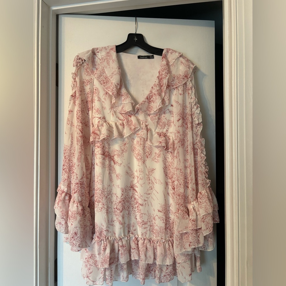 Boohoo Women's Pink Floral Ruffle Dress